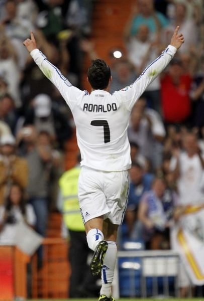 首发是否服 首发是否服