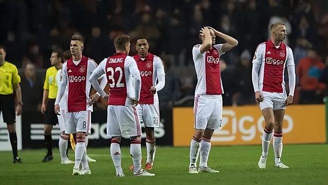 不设时钟与 不设时钟与